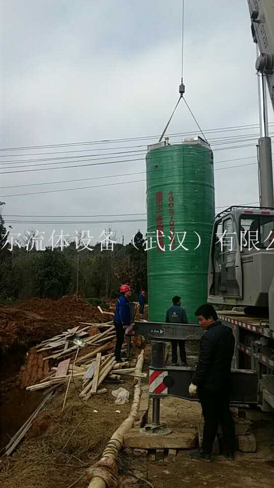 一體化泵站安裝現(xiàn)場(chǎng)