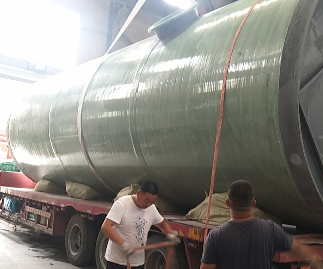 湖南一體化泵站項目發(fā)貨現(xiàn)場（孝感東山頭廠房）